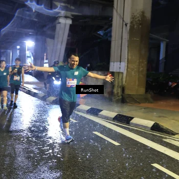 Runner Photo 7922033