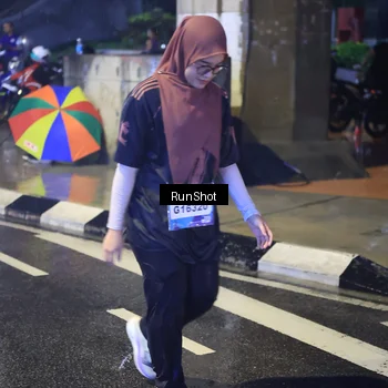 Runner Photo 7922073