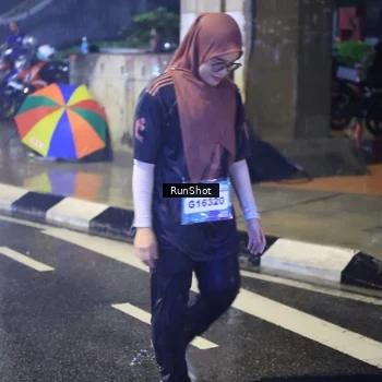 Runner Photo 7922074