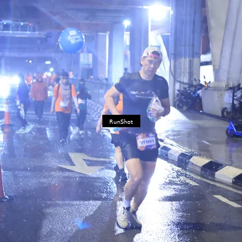 Runner Photo 7922086