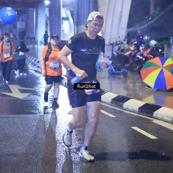 Runner Photo 7922092