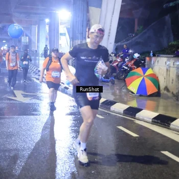 Runner Photo 7922097