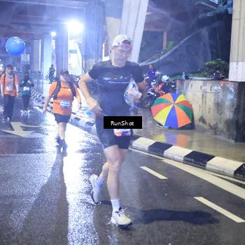 Runner Photo 7922098