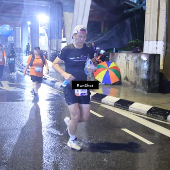 Runner Photo 7922102