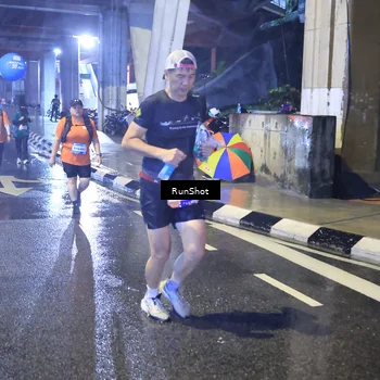 Runner Photo 7922104