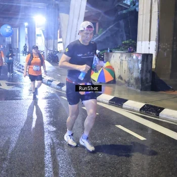 Runner Photo 7922105