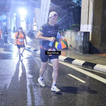Runner Photo 7922108