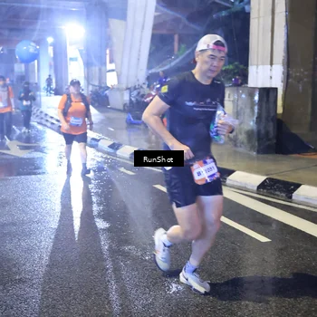 Runner Photo 7922114