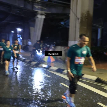 Runner Photo 7922117
