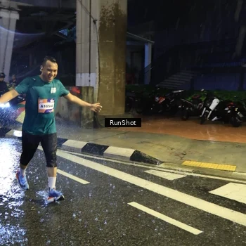 Runner Photo 7922128