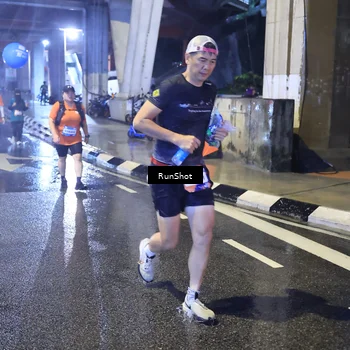 Runner Photo 7922153