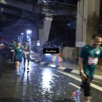 Runner Photo 7922159