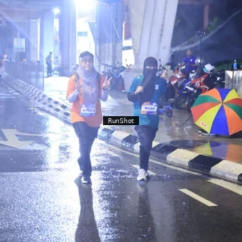 Runner Photo 7922171