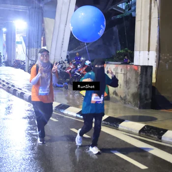 Runner Photo 7922190