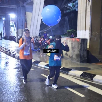 Runner Photo 7922193