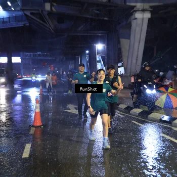 Runner Photo 7922198