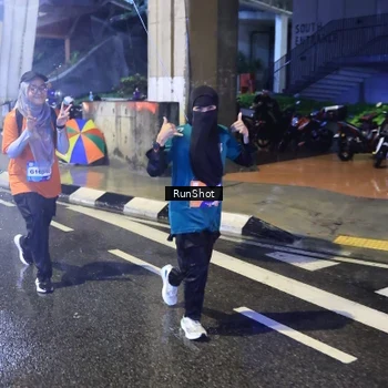 Runner Photo 7922213