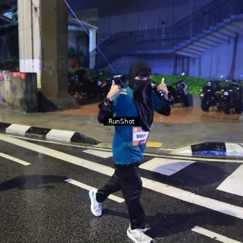 Runner Photo 7922235