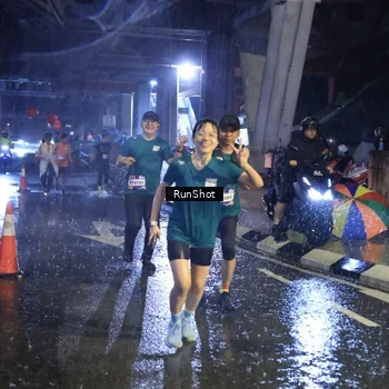 Runner Photo 7922243