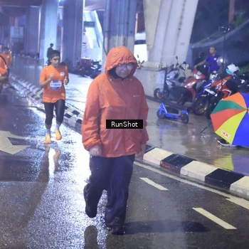 Runner Photo 7922275