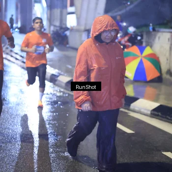 Runner Photo 7922292