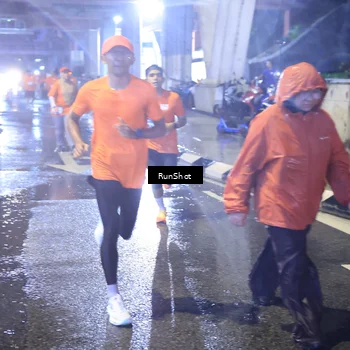 Runner Photo 7922302