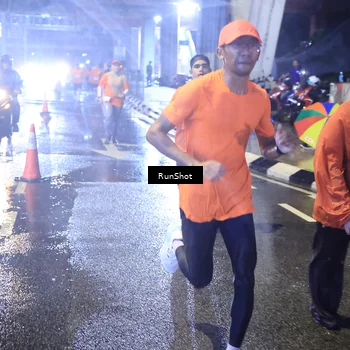 Runner Photo 7922308