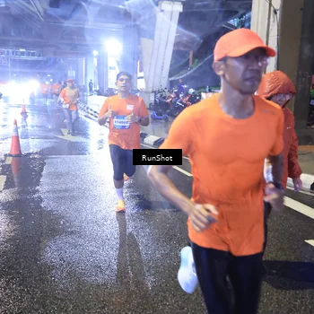 Runner Photo 7922317