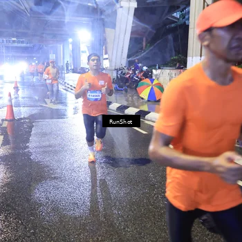 Runner Photo 7922321