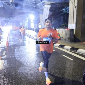 Runner Photo 7922331