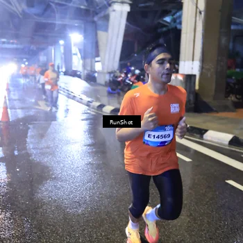Runner Photo 7922334