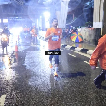 Runner Photo 7922348