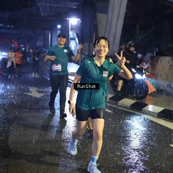 Runner Photo 7922362