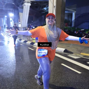 Runner Photo 7922411