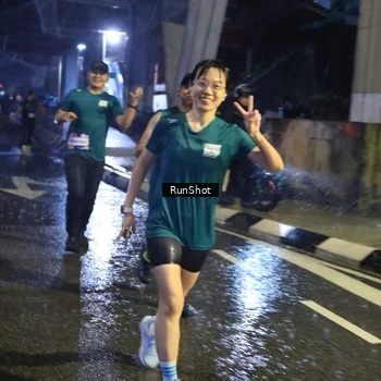 Runner Photo 7922429
