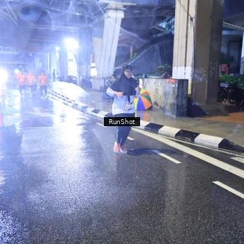Runner Photo 7922433