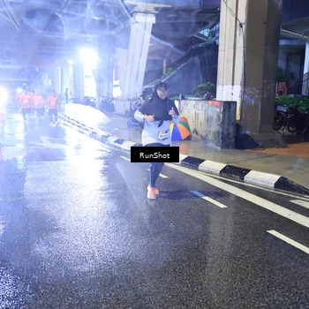 Runner Photo 7922434