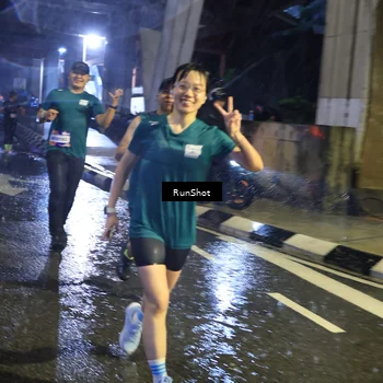 Runner Photo 7922440