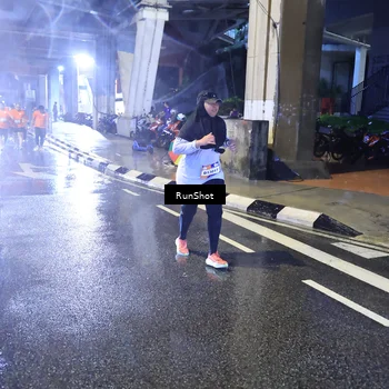 Runner Photo 7922442