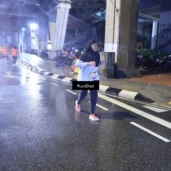 Runner Photo 7922443
