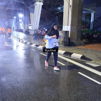 Runner Photo 7922444
