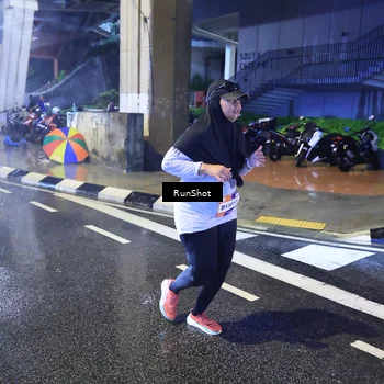 Runner Photo 7922460