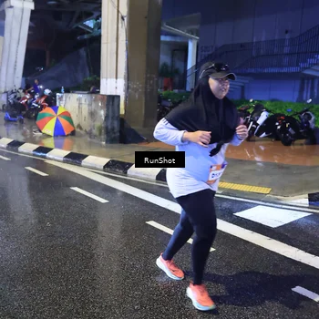 Runner Photo 7922462