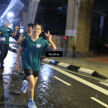 Runner Photo 7922465