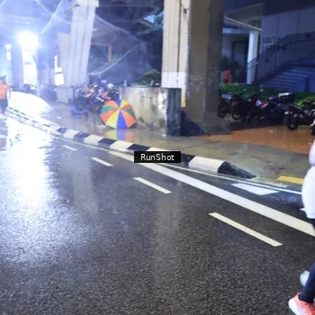 Runner Photo 7922467