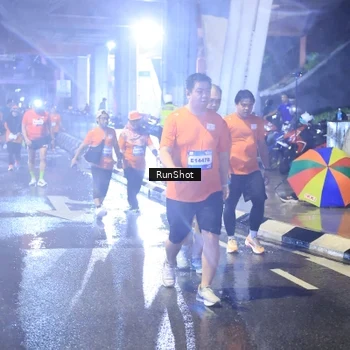Runner Photo 7922475