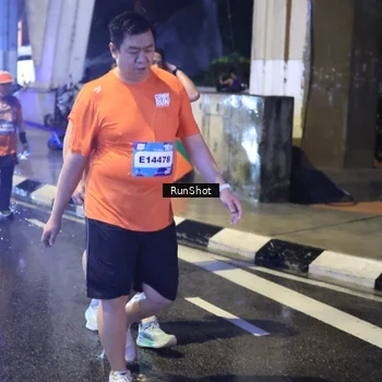 Runner Photo 7922498