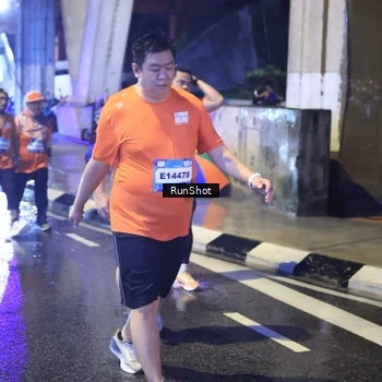 Runner Photo 7922499