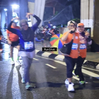 Runner Photo 7922539