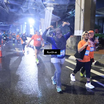 Runner Photo 7922546
